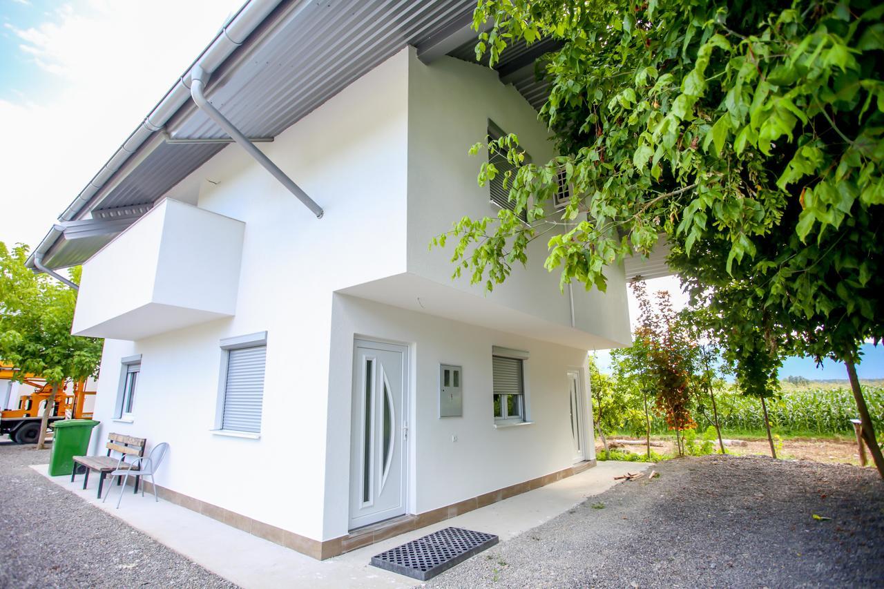 Apartments River Una 4 Bihać Εξωτερικό φωτογραφία